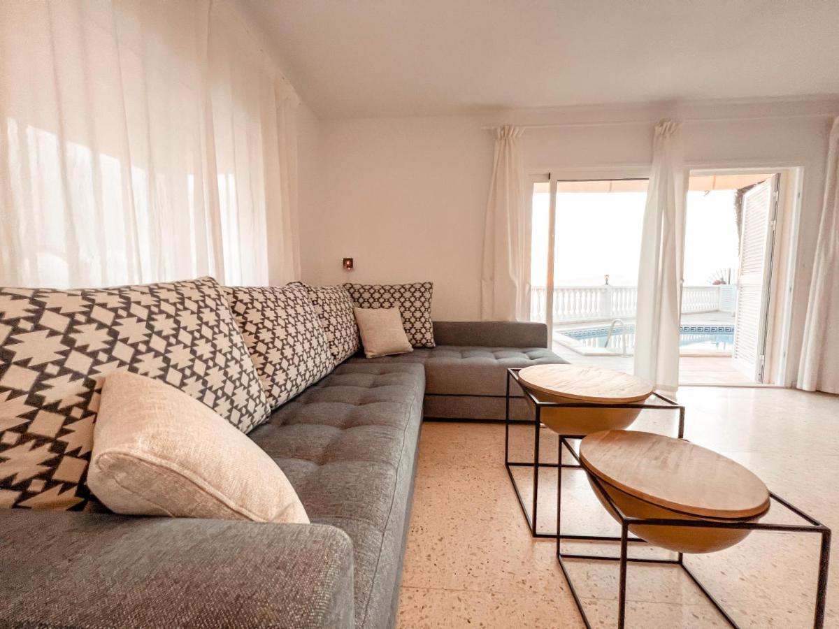 Villa Julia, First Line, 3 Bedrooms, Stunning Ocean View, Pool In Каляо Салвахе Екстериор снимка