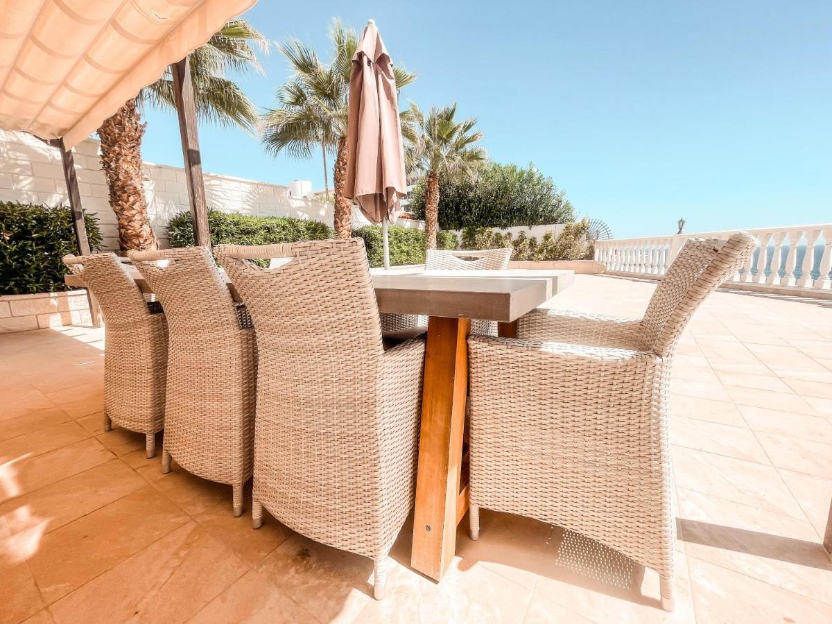 Villa Julia, First Line, 3 Bedrooms, Stunning Ocean View, Pool In Каляо Салвахе Екстериор снимка