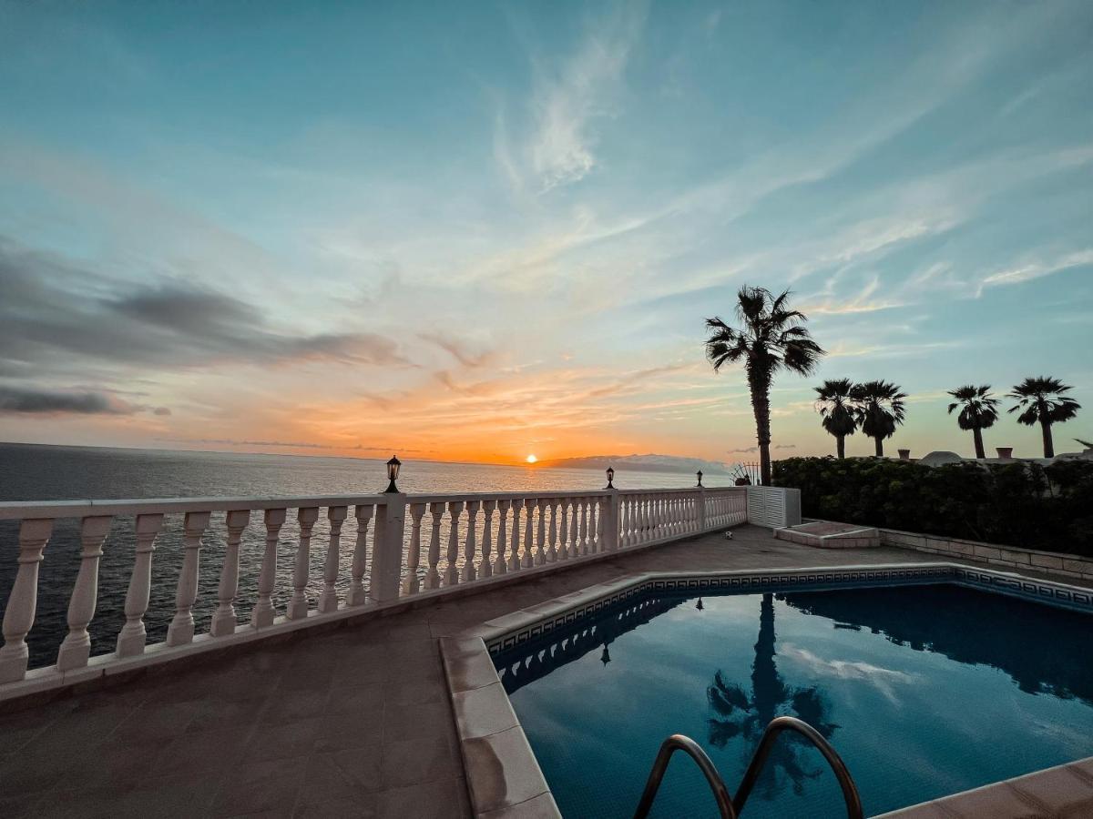 Villa Julia, First Line, 3 Bedrooms, Stunning Ocean View, Pool In Каляо Салвахе Екстериор снимка